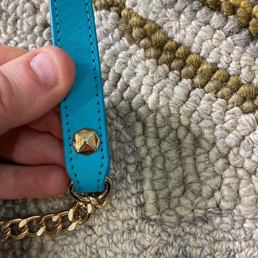 💕 Henri bendel turquoise leather shoulder bag 💕 - Picture 8 of 14